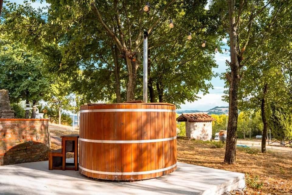 ホテル Sogno Proibito Meldola エクステリア 写真